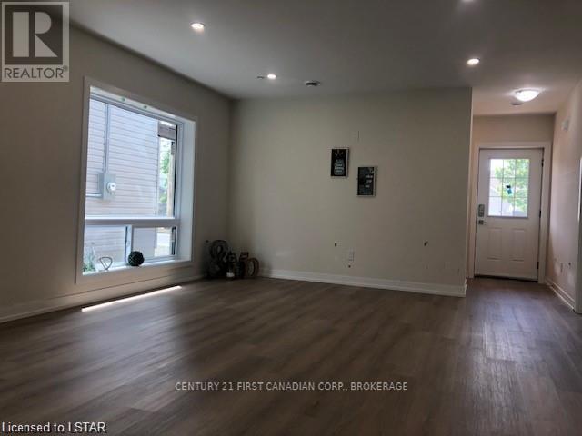2388 Boswell Street, St. Clair, Ontario  N0N 1B0 - Photo 8 - X13723654