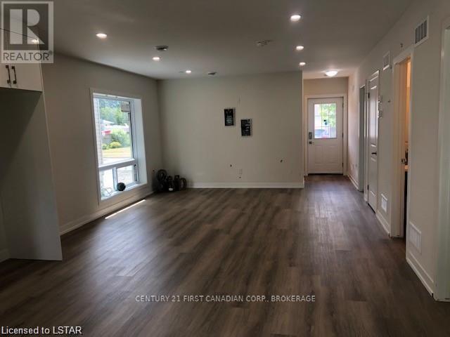 2388 Boswell Street, St. Clair, Ontario  N0N 1B0 - Photo 9 - X13723654