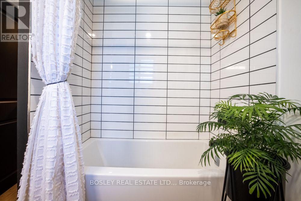 4148 Dorchester Road, Niagara Falls, Ontario  L2E 6N2 - Photo 20 - X13709888