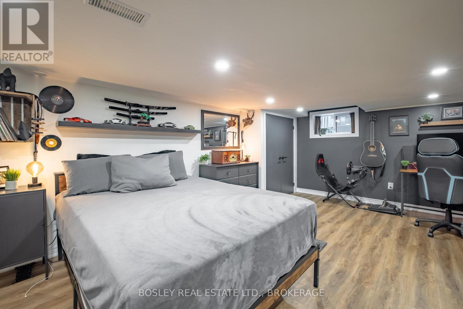 4148 Dorchester Road, Niagara Falls, Ontario  L2E 6N2 - Photo 30 - X13709888