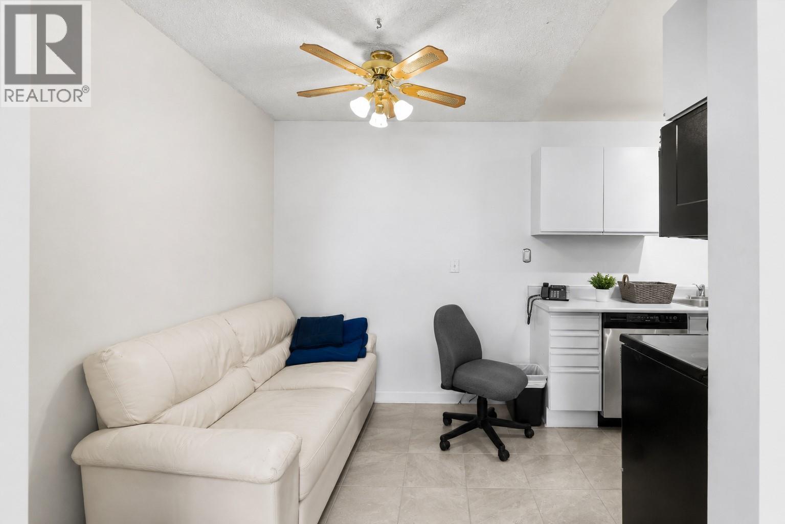 1056 Bernard Avenue Unit# 307, Kelowna, British Columbia  V1Y 8L7 - Photo 8 - 10396322