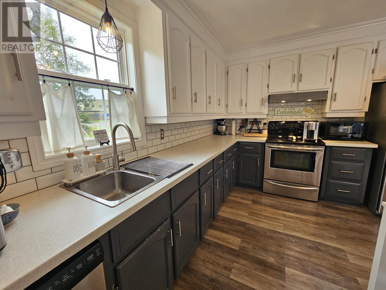 22 Cable Court, Stratford, Prince Edward Island  C1B 1A9 - Photo 10 - 202621864