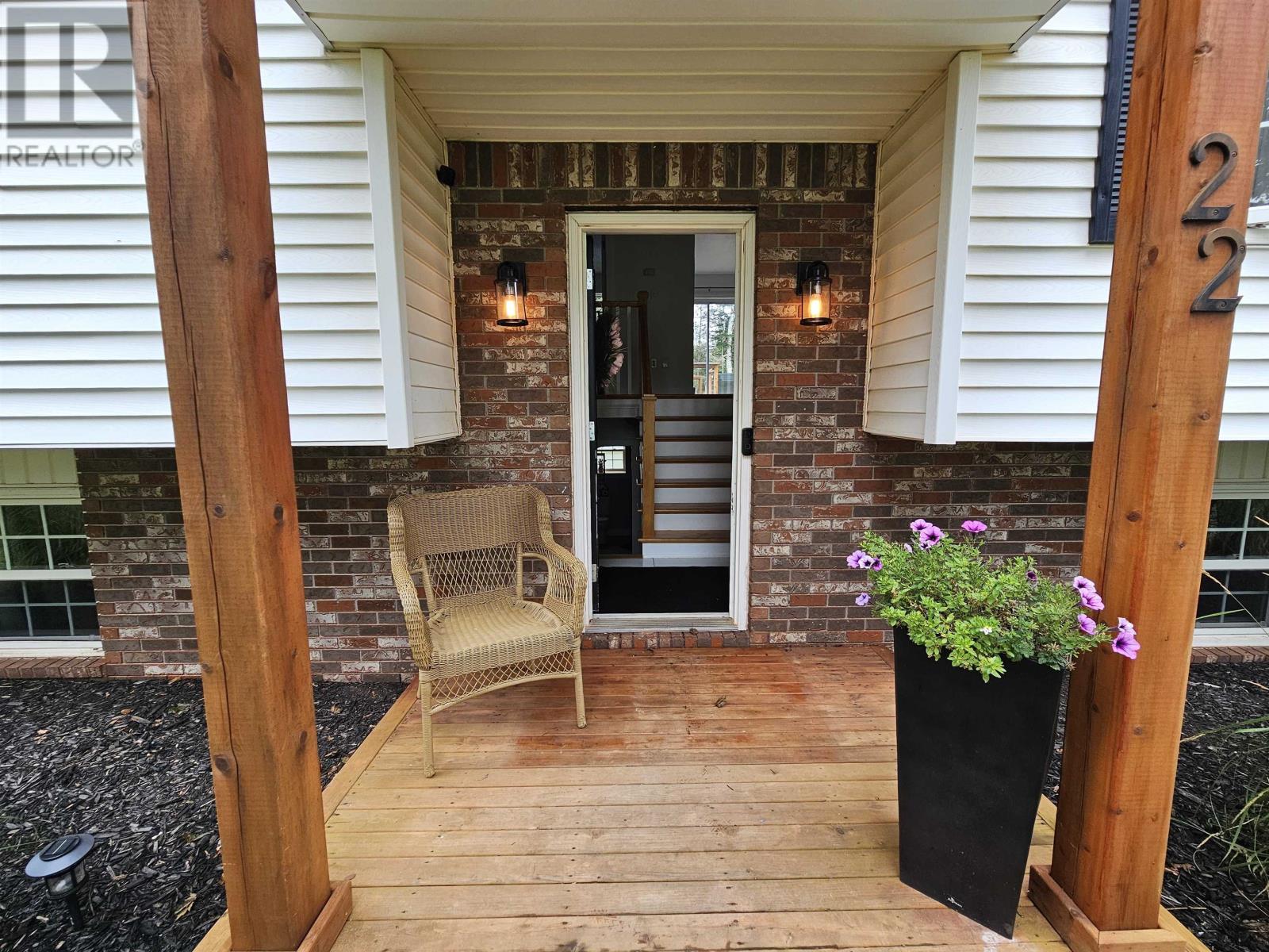 22 Cable Court, Stratford, Prince Edward Island  C1B 1A9 - Photo 3 - 202621864