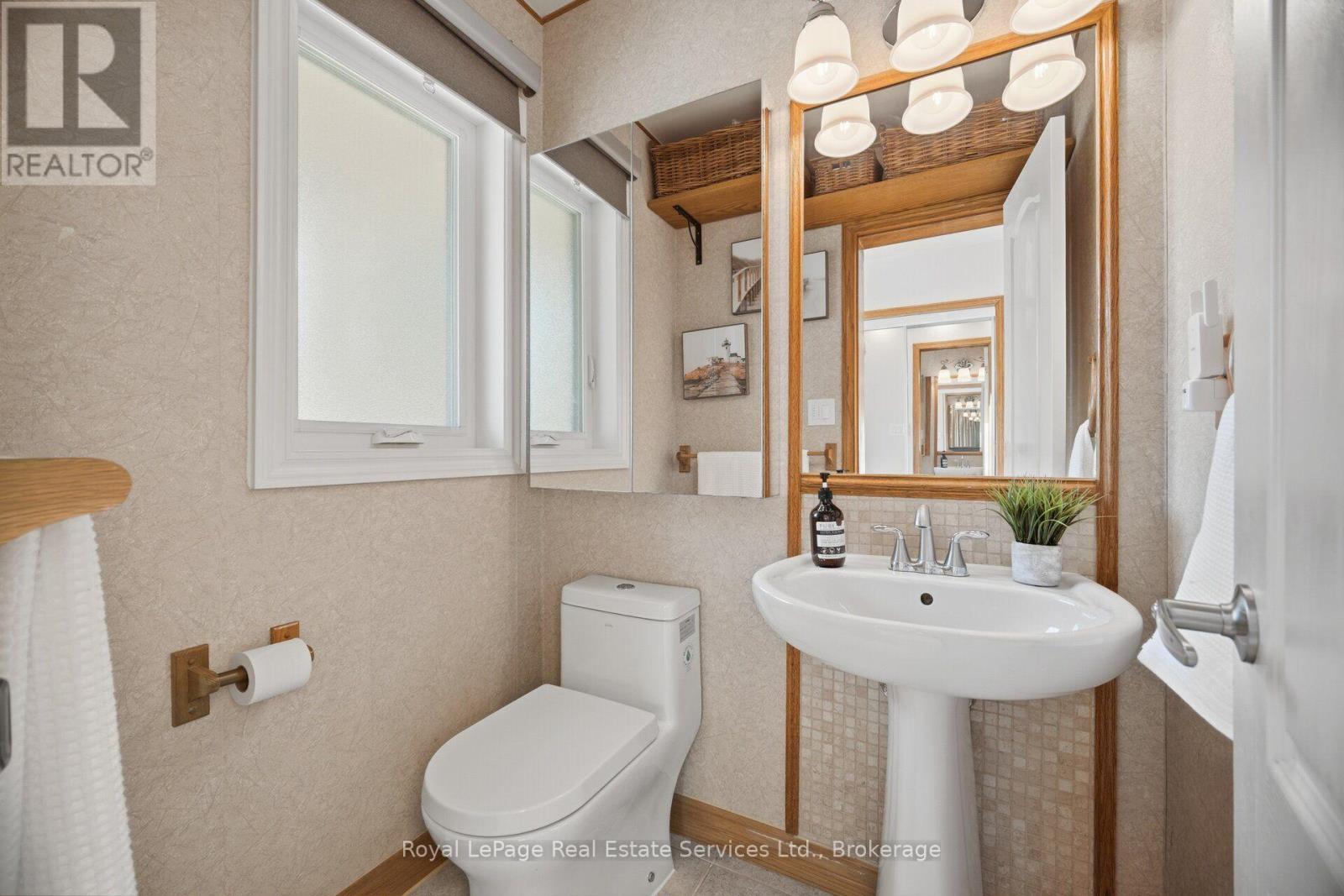 2259 Empire Crescent, Burlington, Ontario  L7L 6Y6 - Photo 16 - W13723548