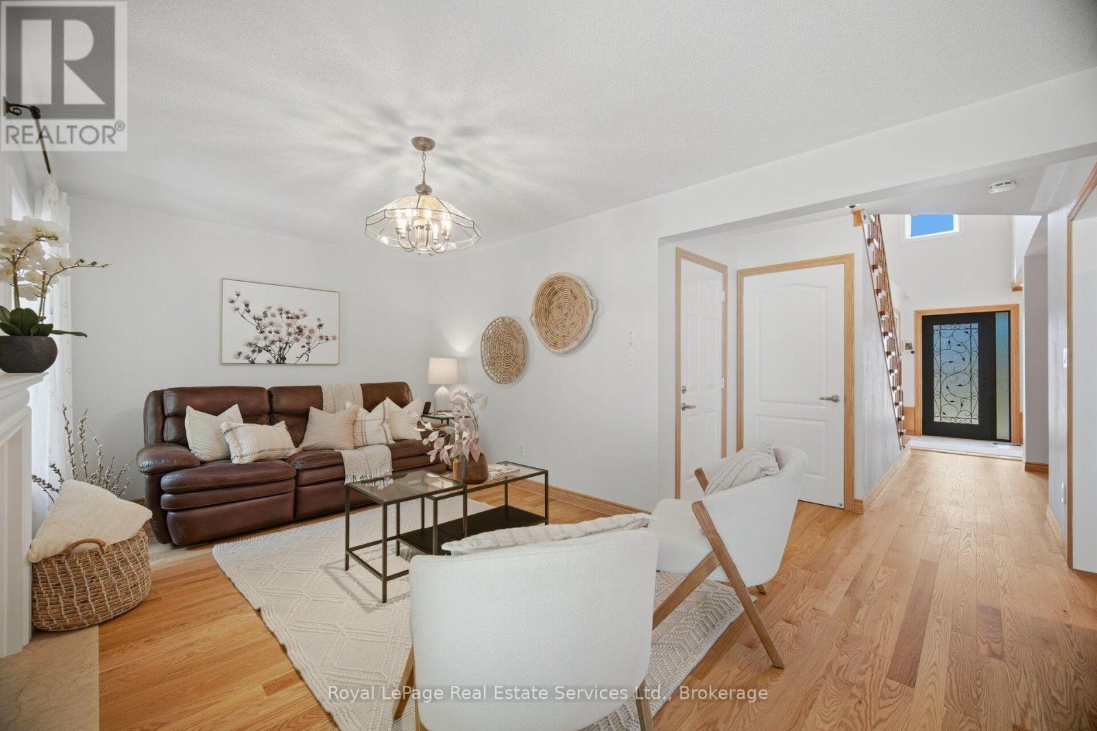 2259 Empire Crescent, Burlington, Ontario  L7L 6Y6 - Photo 6 - W13723548