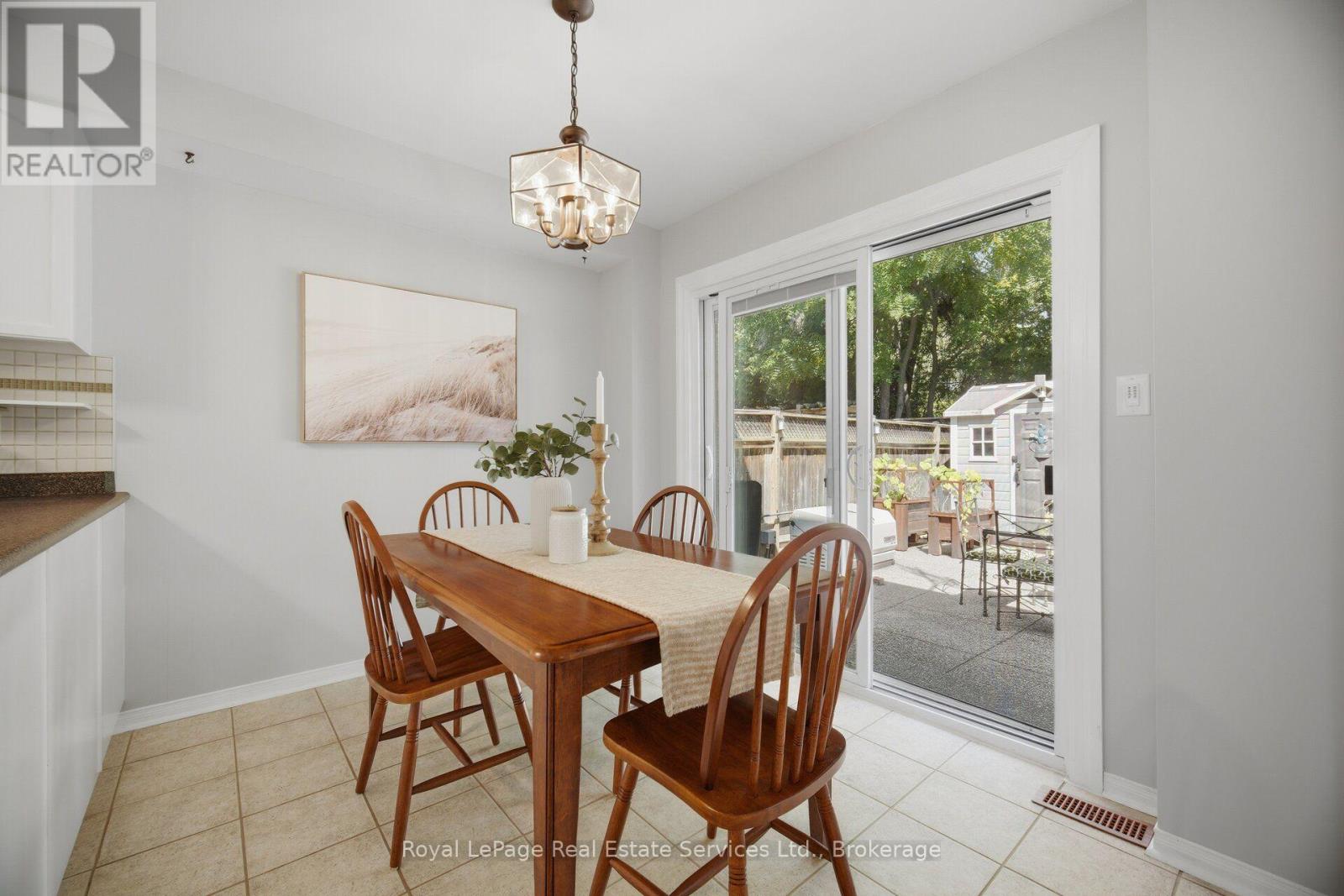 2259 Empire Crescent, Burlington, Ontario  L7L 6Y6 - Photo 9 - W13723548