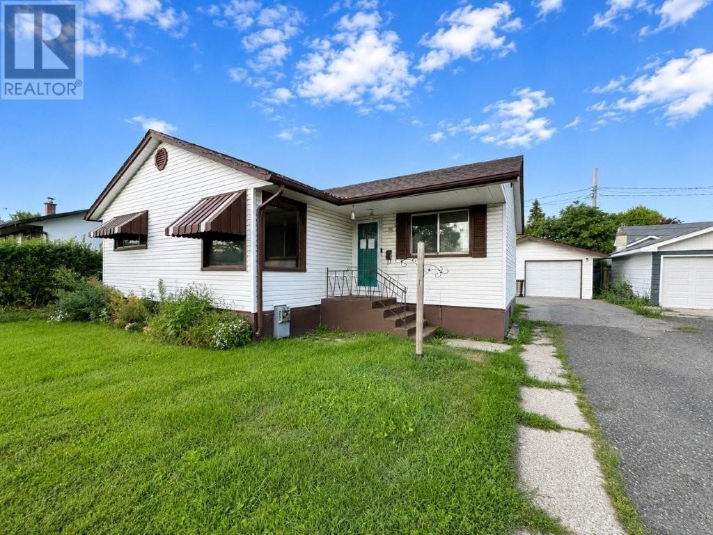 412 James Street S, Thunder Bay, Ontario  P7E 2V5 - Photo 3 - TB2602582