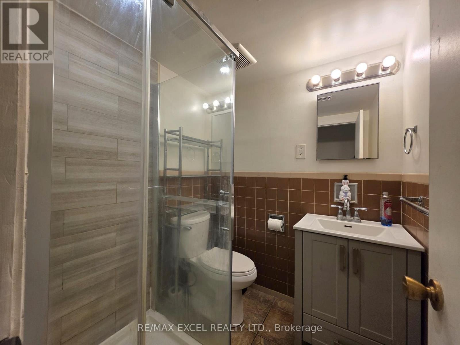 22 Northpark Road, Barrie, Ontario  L4M 2J3 - Photo 12 - S13433852
