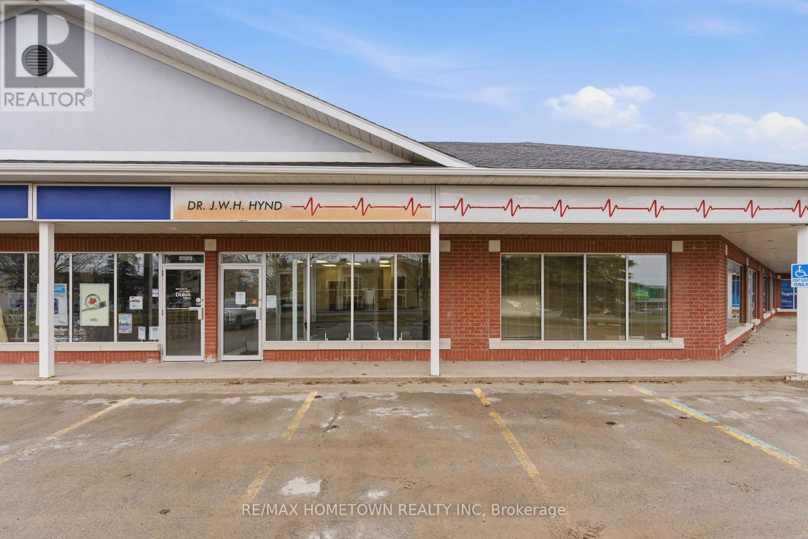 7 - 7748 KENT BOULEVARD, Brockville, Ontario