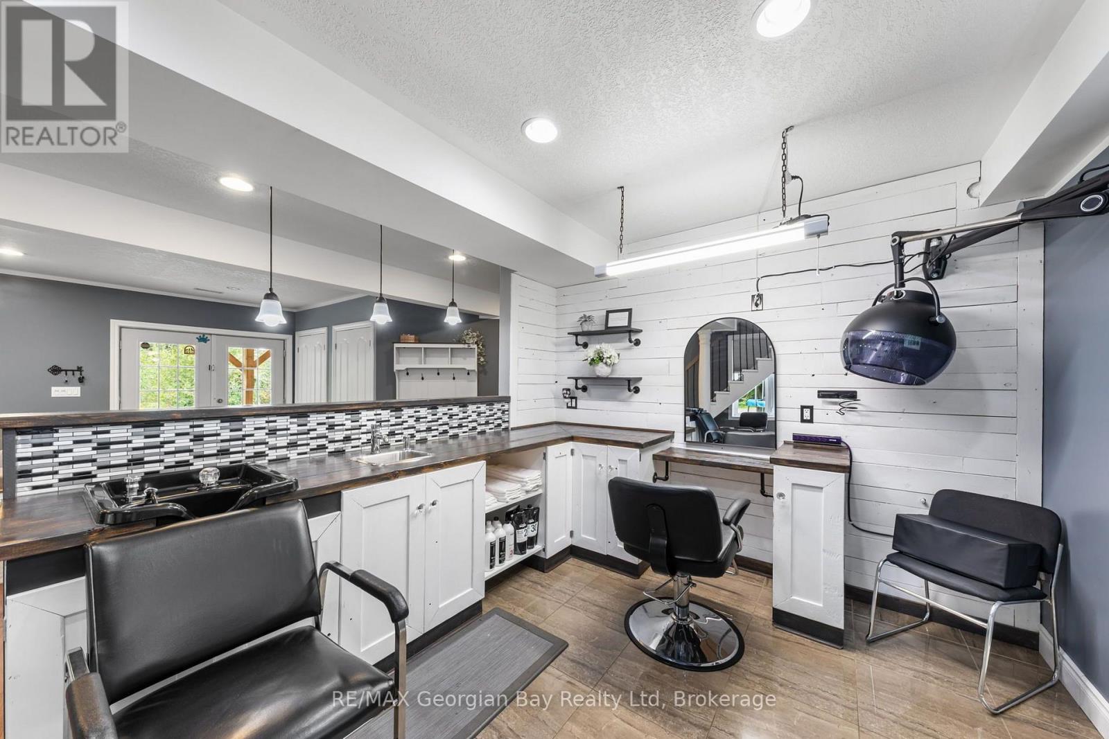 2384 Whetham Road, Springwater, Ontario  L0L 1P0 - Photo 15 - S13723554