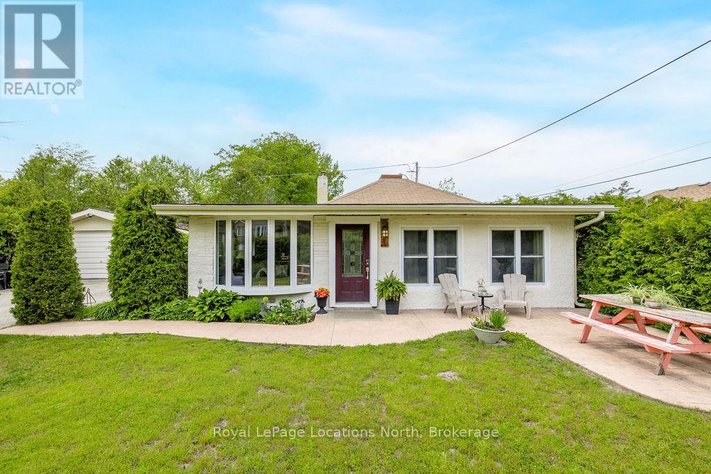 34 Glenwood Drive, Wasaga Beach, Ontario  L9Z 2K5 - Photo 1 - S13723610