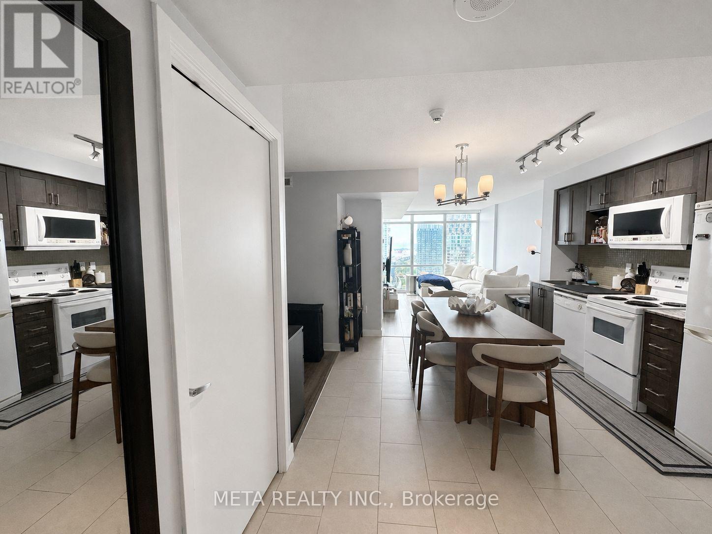 2802 - 15 Fort York Boulevard, Toronto, Ontario  M5V 3Y4 - Photo 5 - C13723484