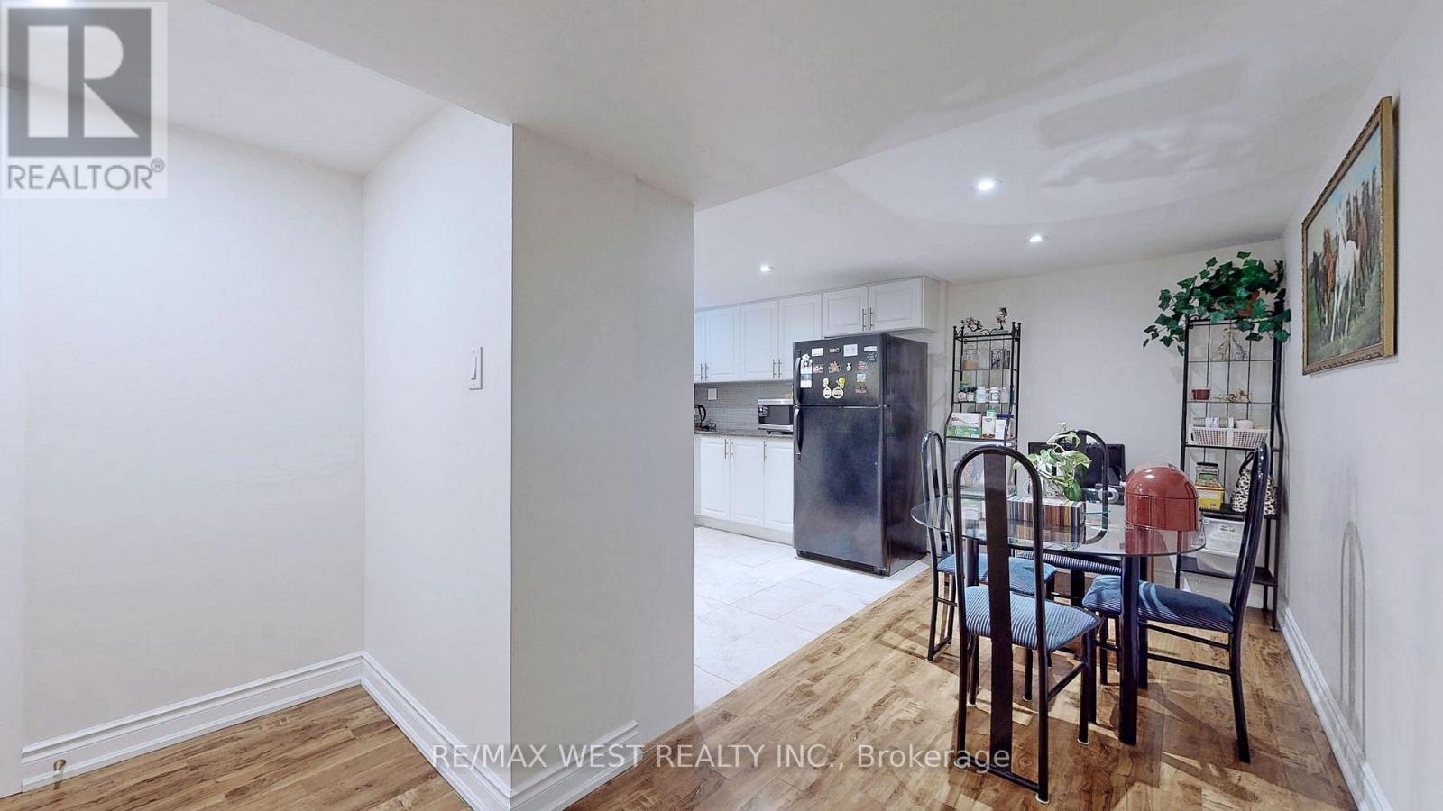 Bsmt - 139 Ranee Avenue, Toronto, Ontario  M6A 1N3 - Photo 12 - C13723486