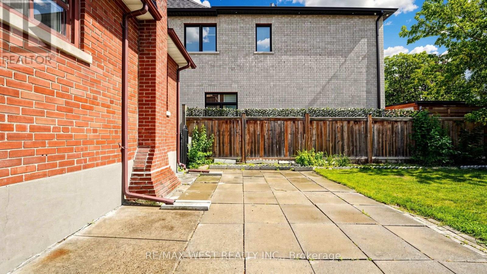 Bsmt - 139 Ranee Avenue, Toronto, Ontario  M6A 1N3 - Photo 34 - C13723486