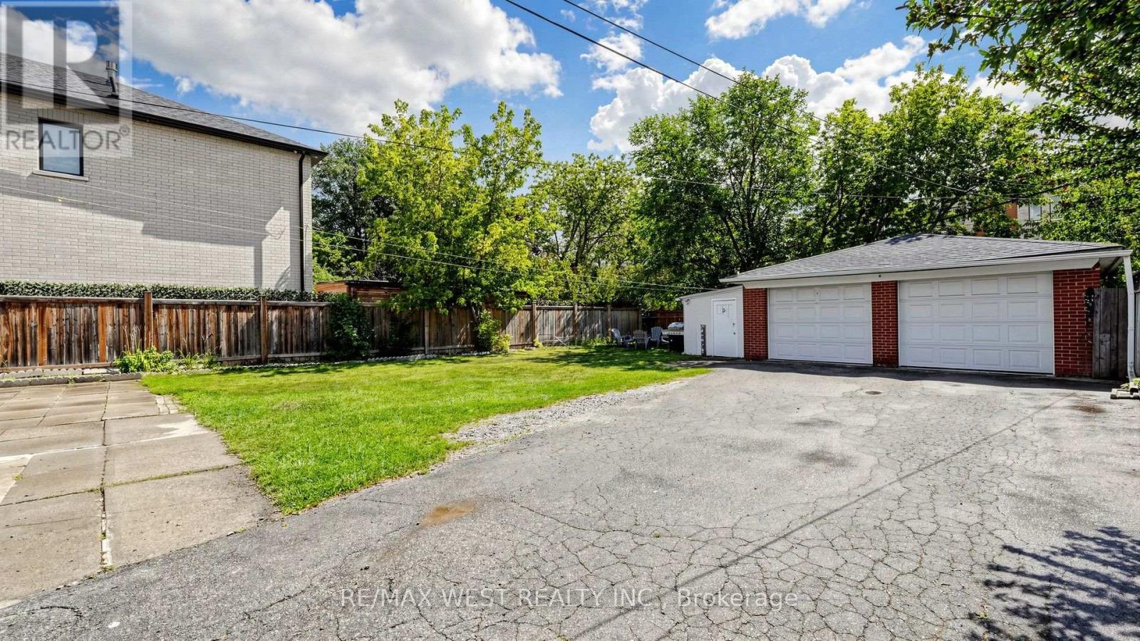 Bsmt - 139 Ranee Avenue, Toronto, Ontario  M6A 1N3 - Photo 36 - C13723486