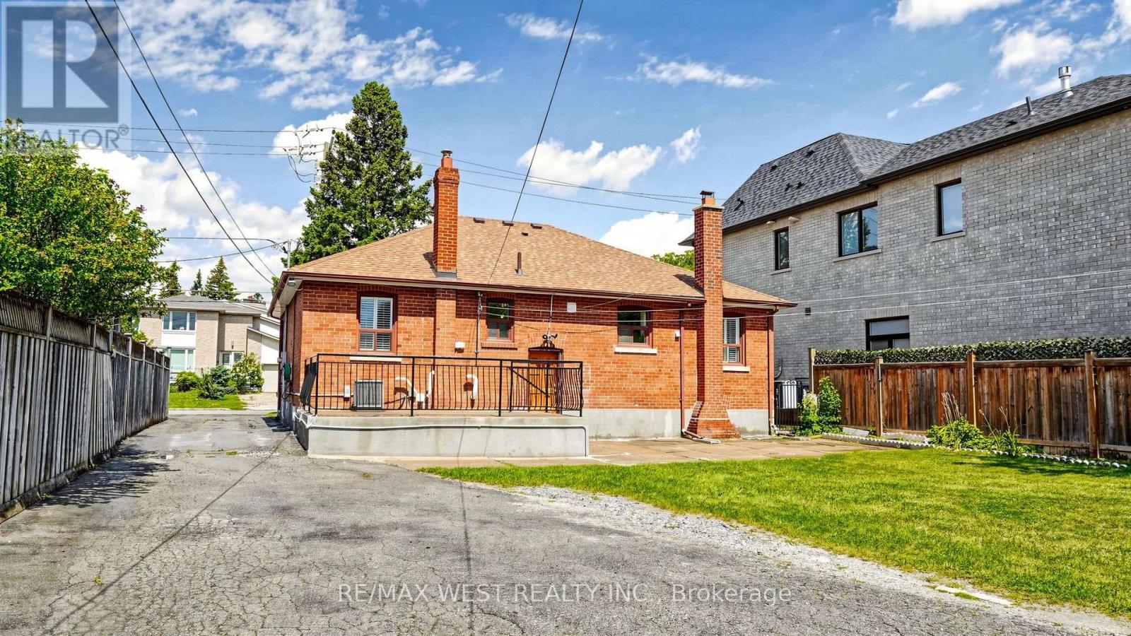 Bsmt - 139 Ranee Avenue, Toronto, Ontario  M6A 1N3 - Photo 40 - C13723486