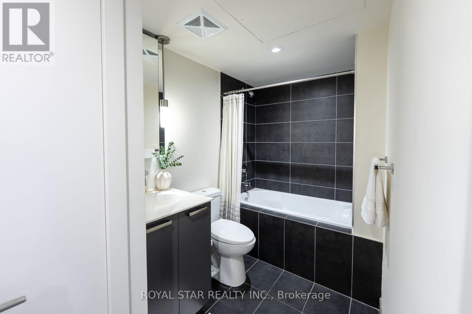 623 - 95 Bathurst Street, Toronto, Ontario  M5V 0H7 - Photo 4 - C13723500