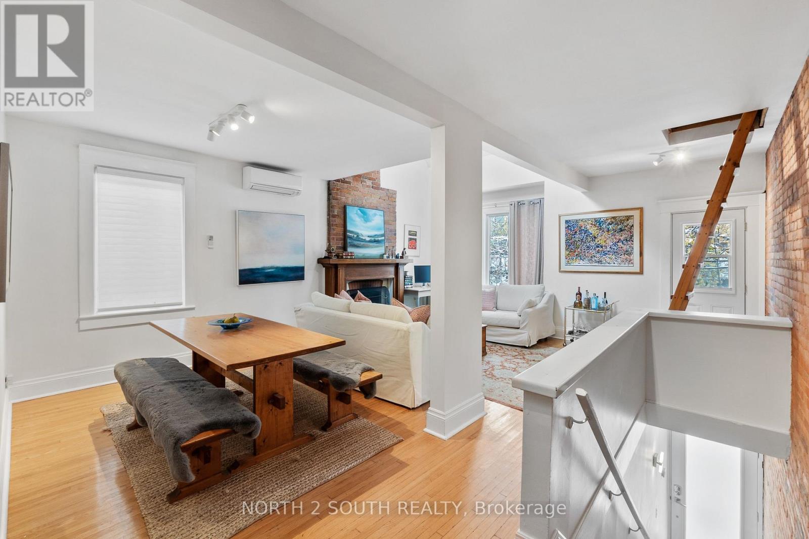 Upper - 161 Marlborough Place, Toronto, Ontario M5R 3J5 - Photo 9 - C13723528