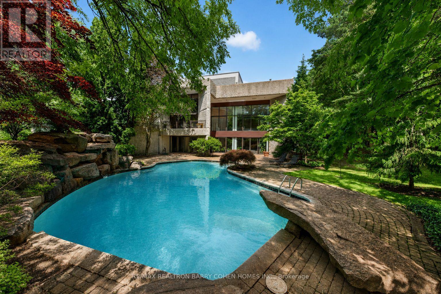 30 High Point Road, Toronto, Ontario  M3C 2R3 - Photo 17 - C13723534