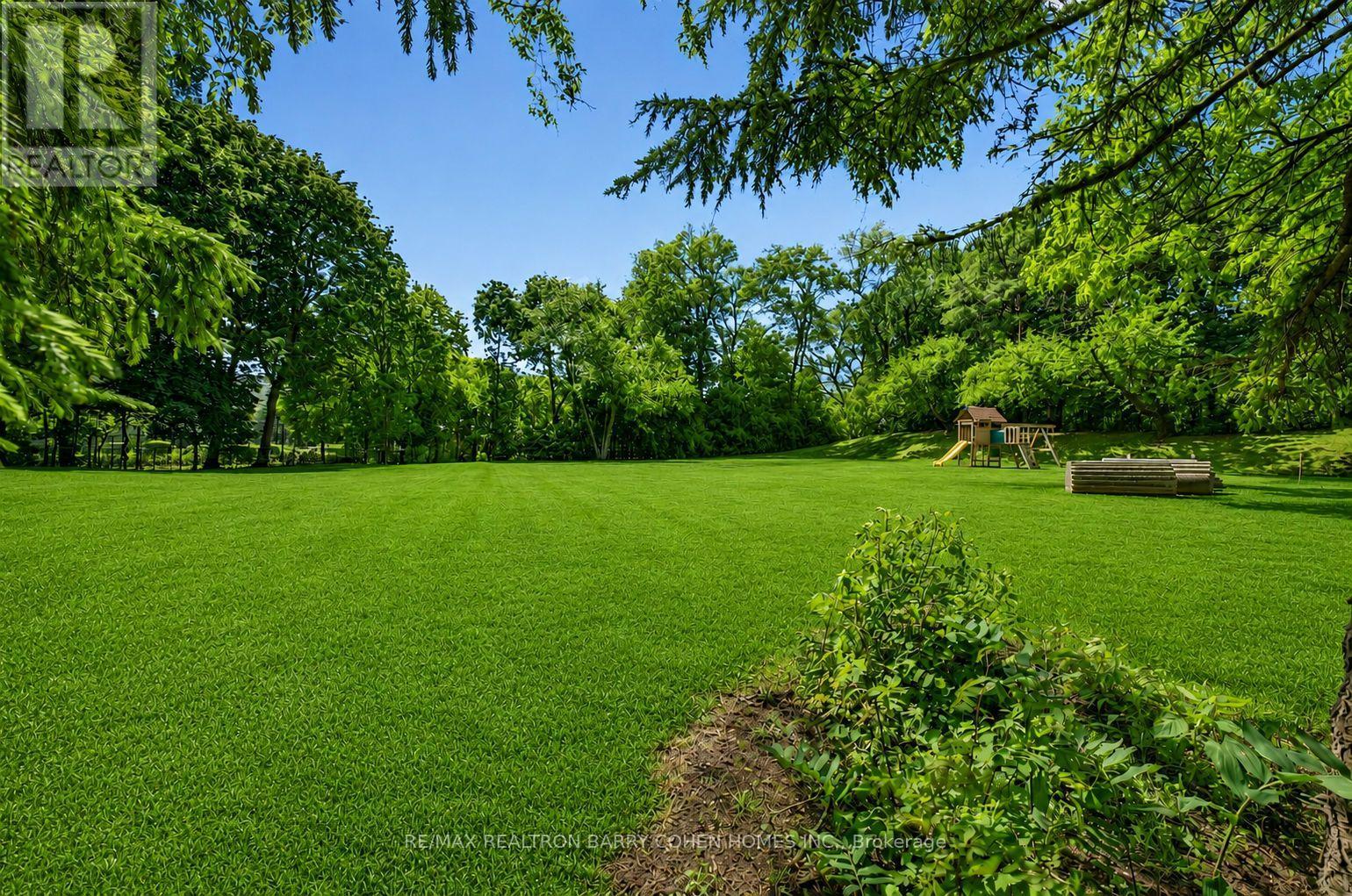 30 High Point Road, Toronto, Ontario  M3C 2R3 - Photo 20 - C13723534