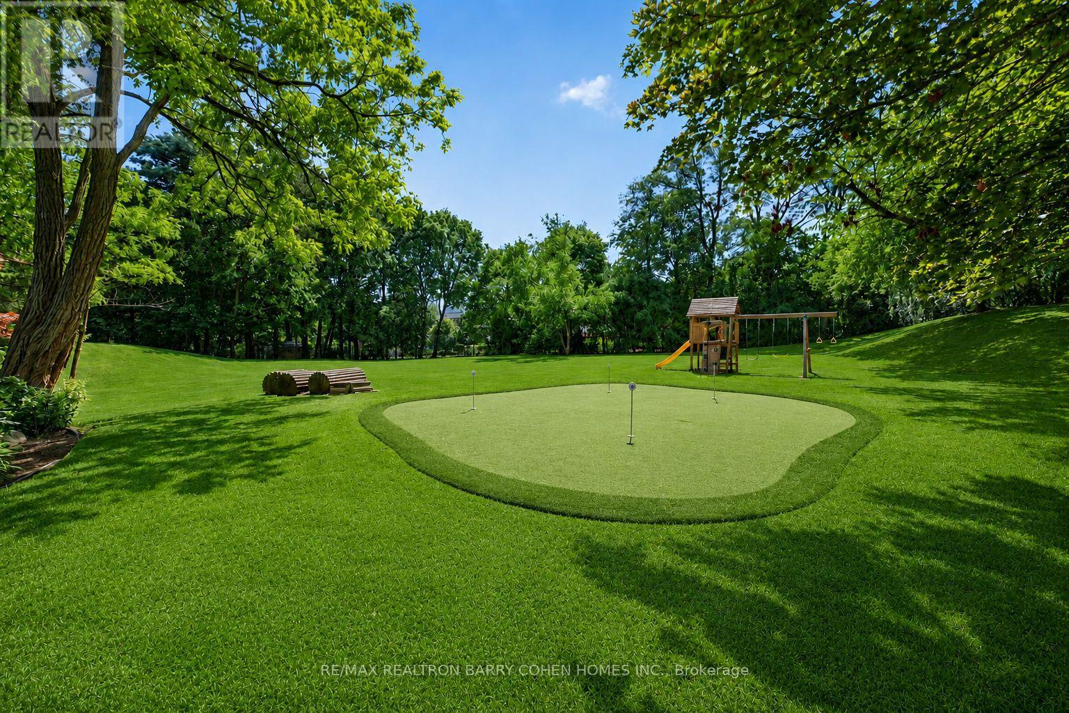 30 High Point Road, Toronto, Ontario  M3C 2R3 - Photo 21 - C13723534
