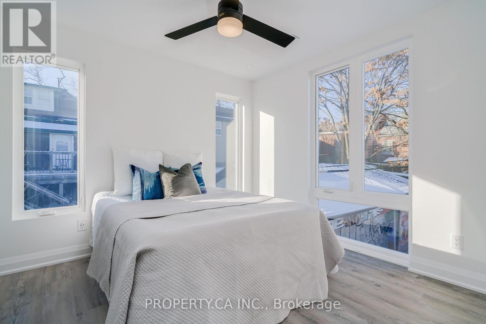 Laneway - 147 Denison Avenue, Toronto, Ontario  M5T 2N2 - Photo 11 - C13723664
