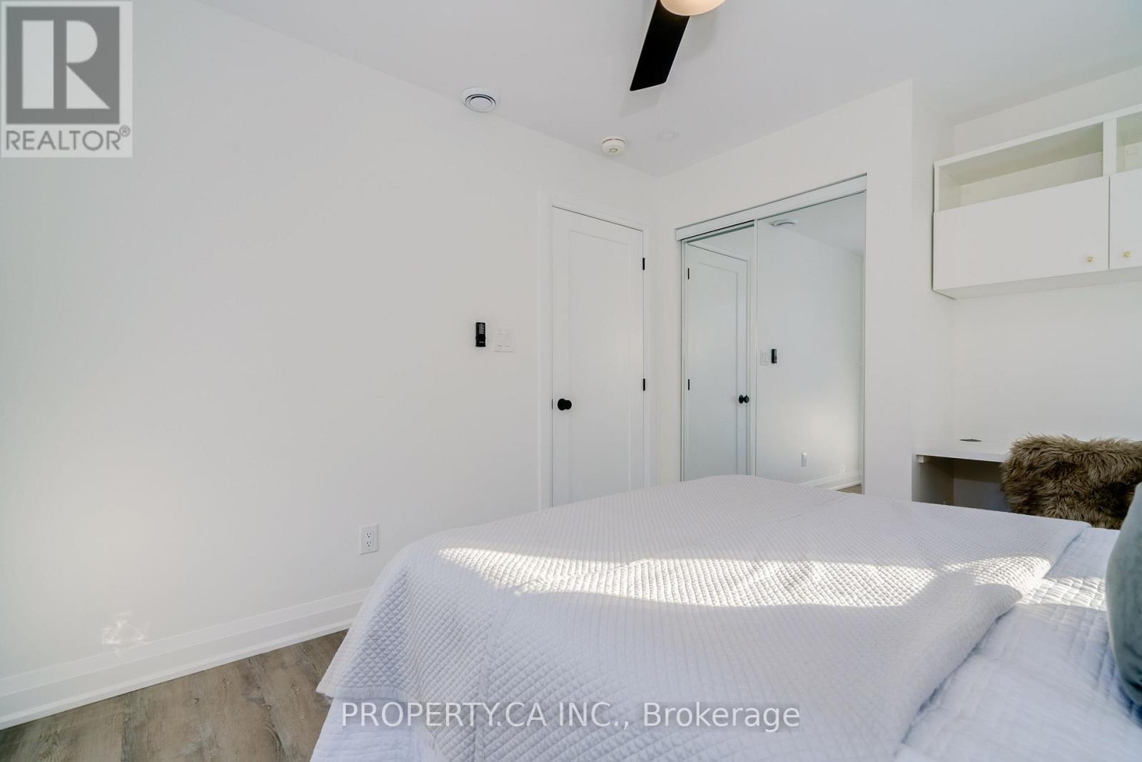 Laneway - 147 Denison Avenue, Toronto, Ontario  M5T 2N2 - Photo 14 - C13723664