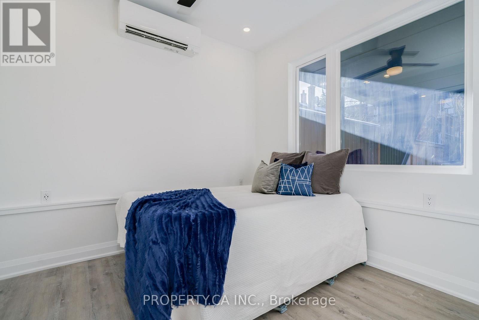 Laneway - 147 Denison Avenue, Toronto, Ontario  M5T 2N2 - Photo 16 - C13723664