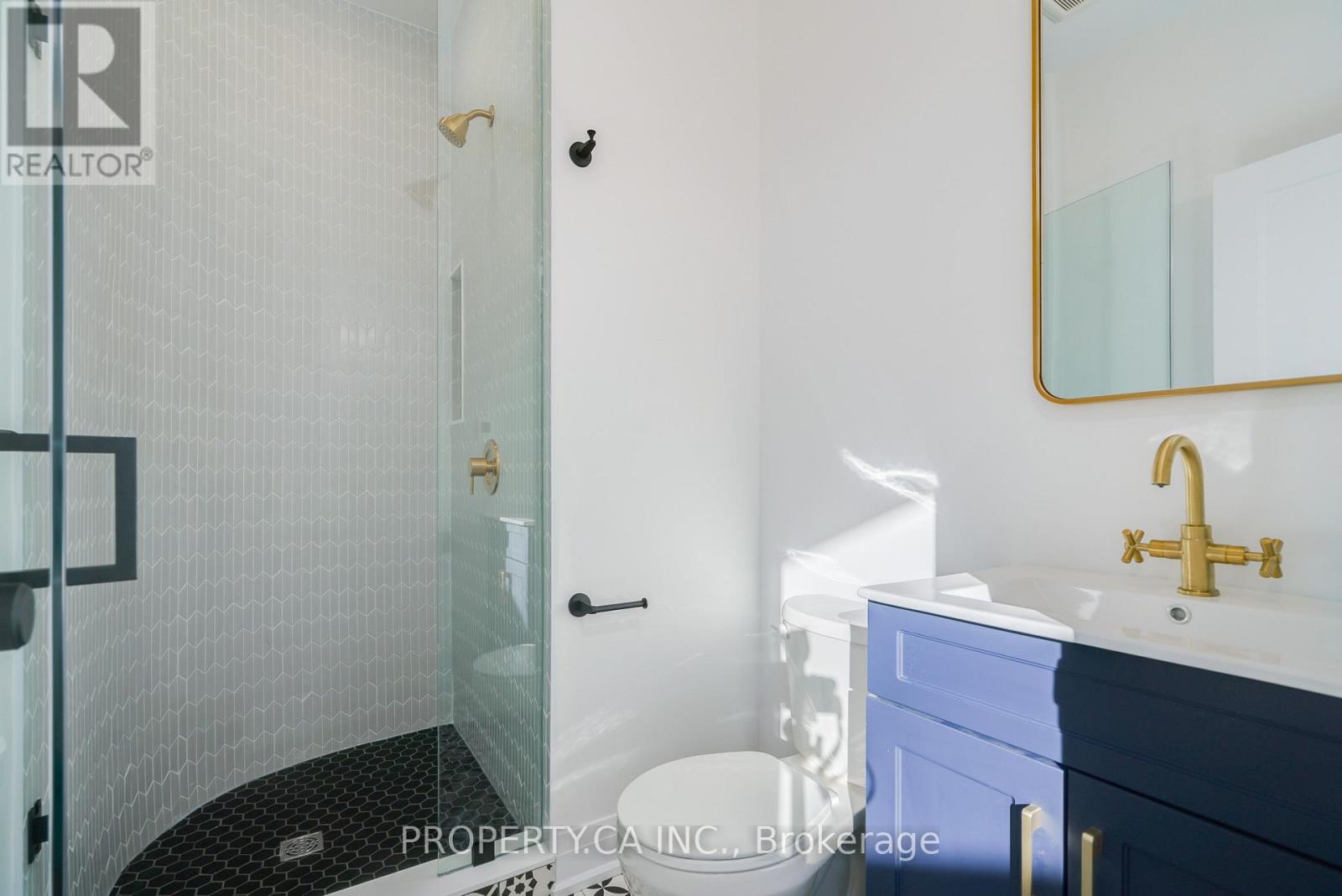 Laneway - 147 Denison Avenue, Toronto, Ontario  M5T 2N2 - Photo 18 - C13723664