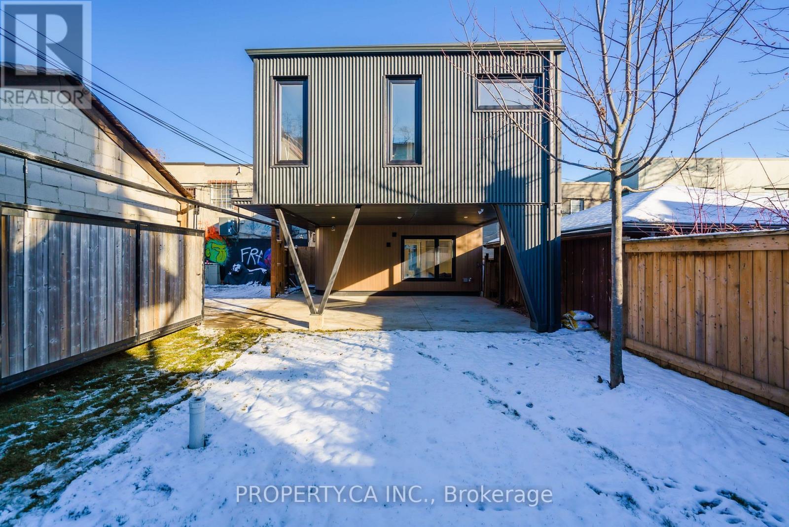 Laneway - 147 Denison Avenue, Toronto, Ontario  M5T 2N2 - Photo 23 - C13723664