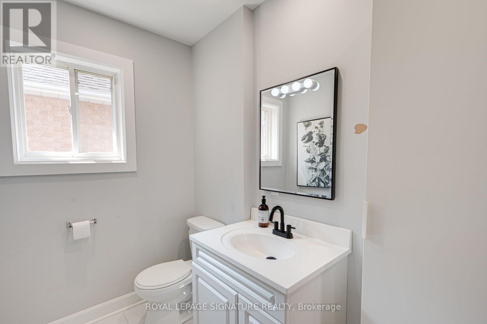 1085 Kensington Street, Innisfil, Ontario  L9S 1T7 - Photo 16 - N13723460
