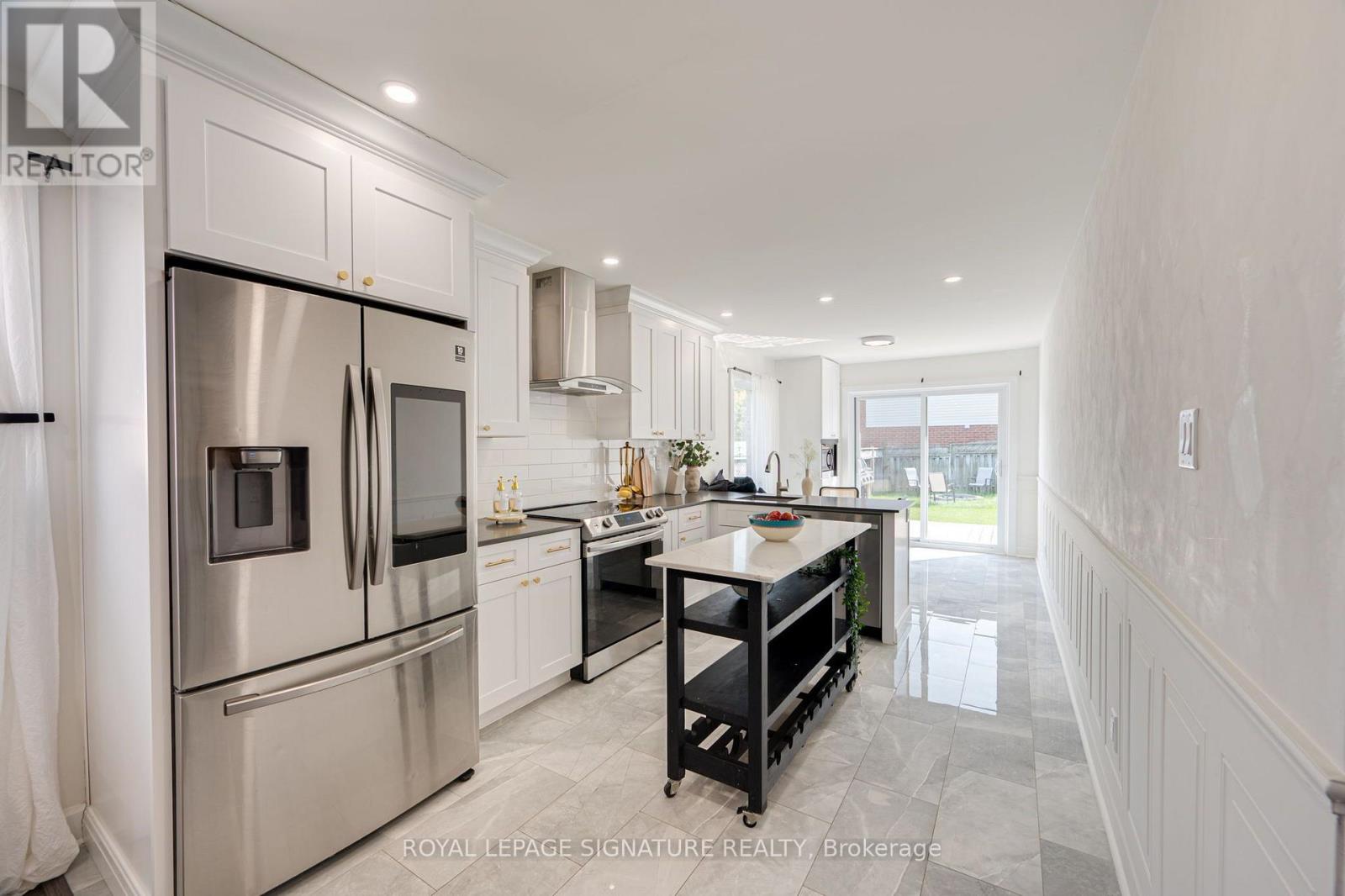 1085 Kensington Street, Innisfil, Ontario  L9S 1T7 - Photo 8 - N13723460