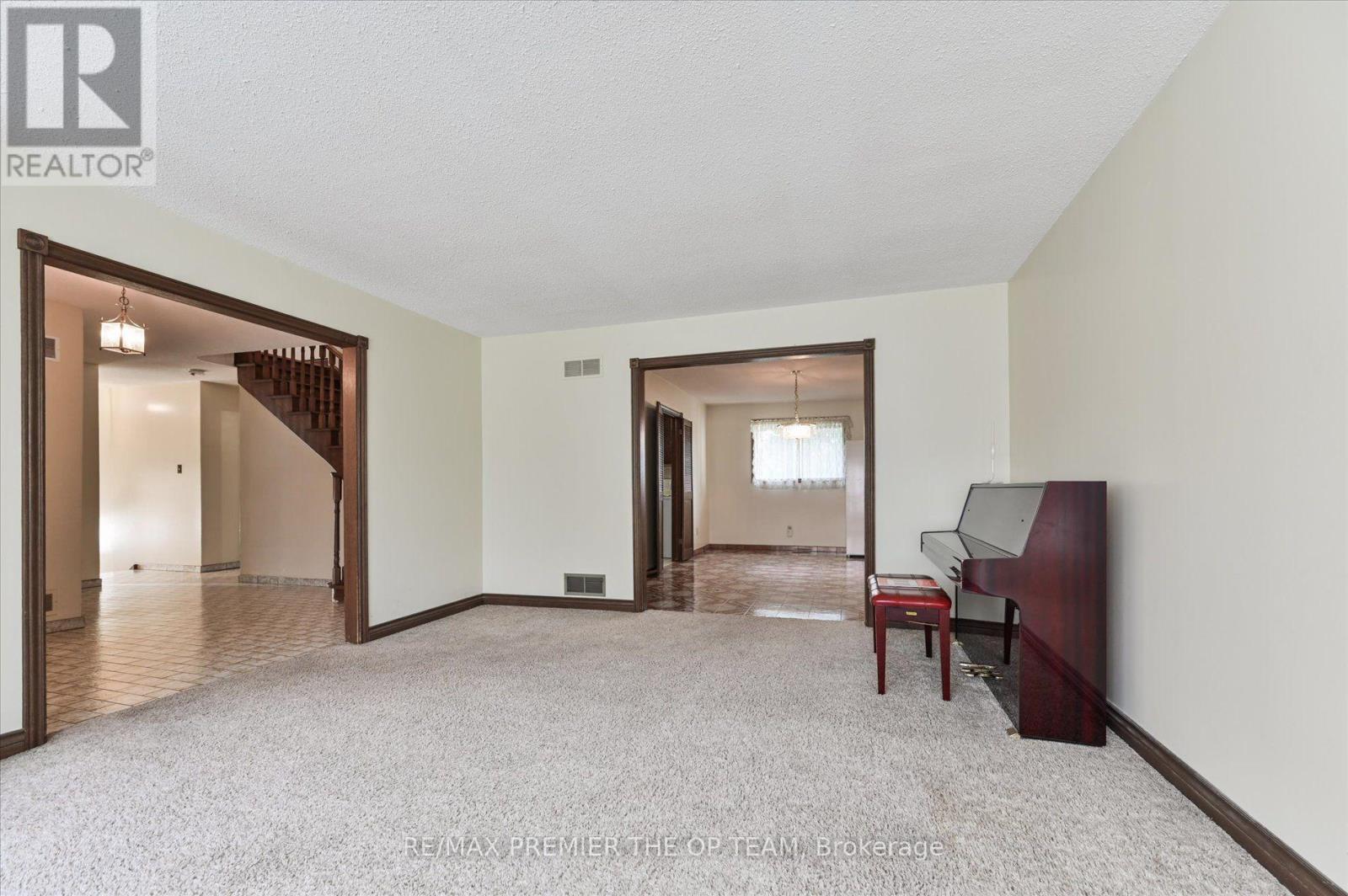 82 Highland Park Boulevard, Markham, Ontario L3T 1B5 - Photo 10 - N13723520