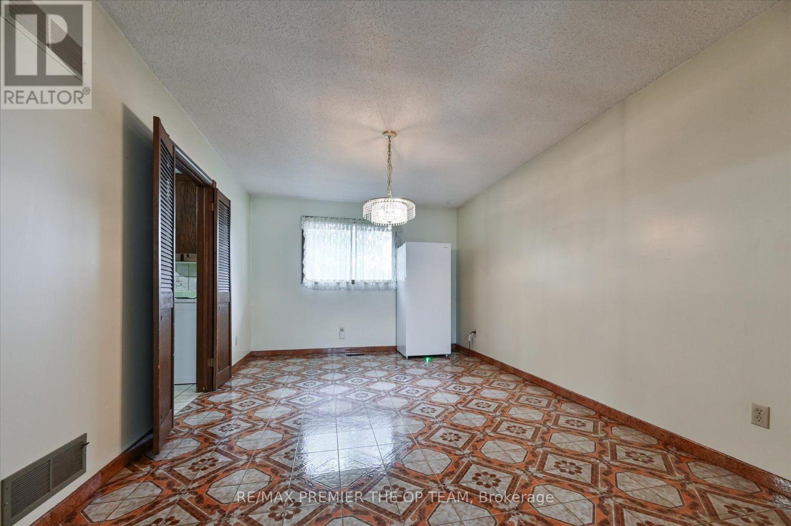 82 Highland Park Boulevard, Markham, Ontario L3T 1B5 - Photo 11 - N13723520