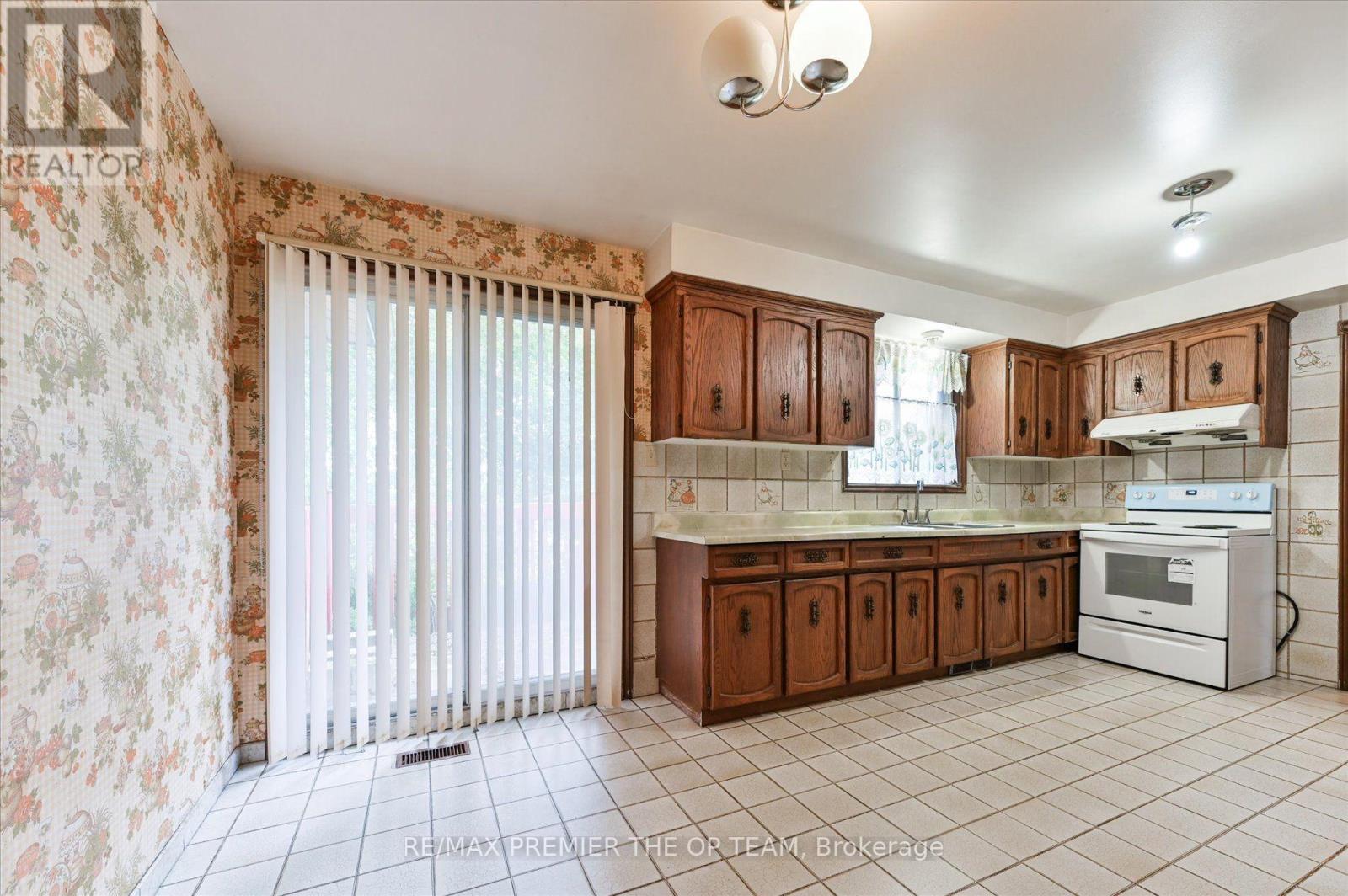 82 Highland Park Boulevard, Markham, Ontario L3T 1B5 - Photo 15 - N13723520