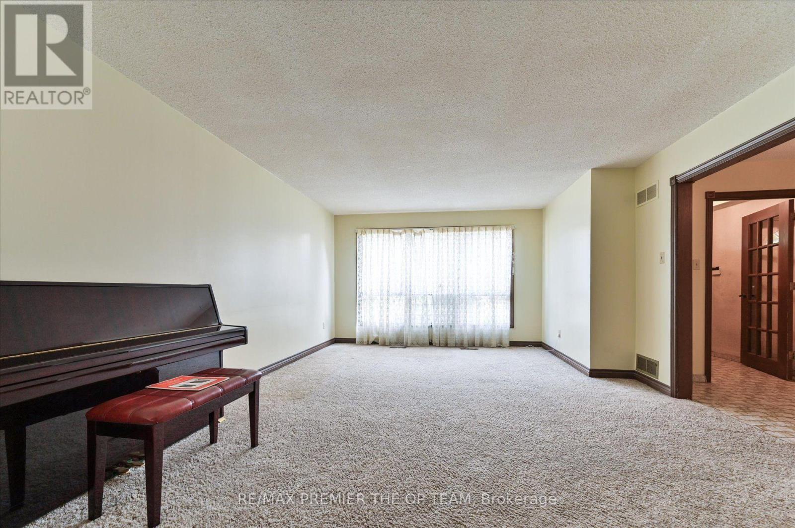 82 Highland Park Boulevard, Markham, Ontario L3T 1B5 - Photo 9 - N13723520