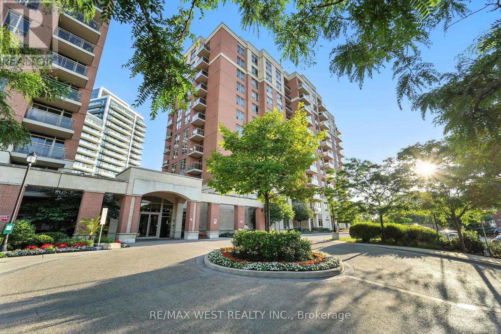 PH2 - 75 KING WILLIAM CRESCENT