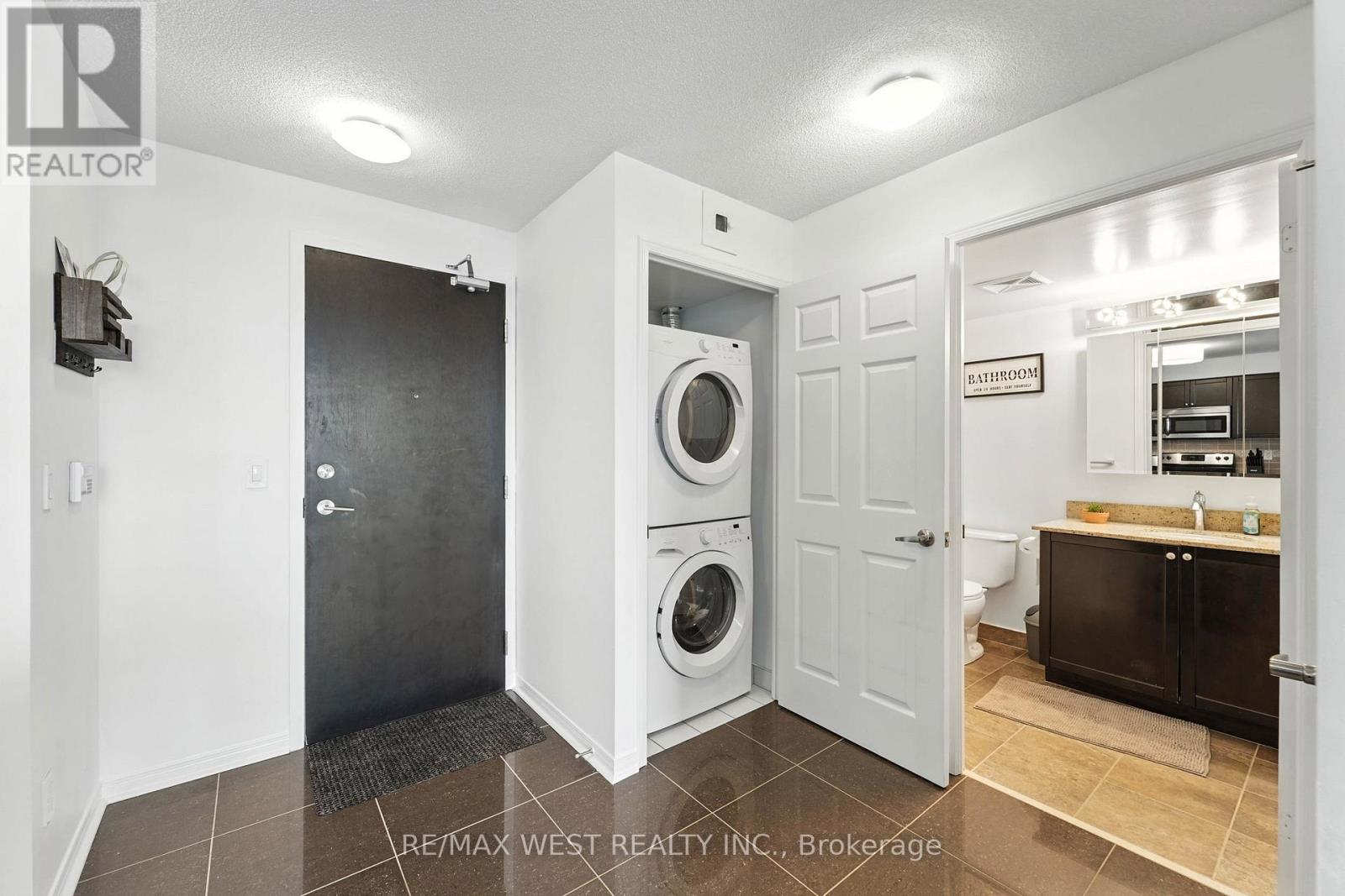 Ph2 - 75 King William Crescent, Richmond Hill, Ontario  L4B 0C1 - Photo 6 - N13723568