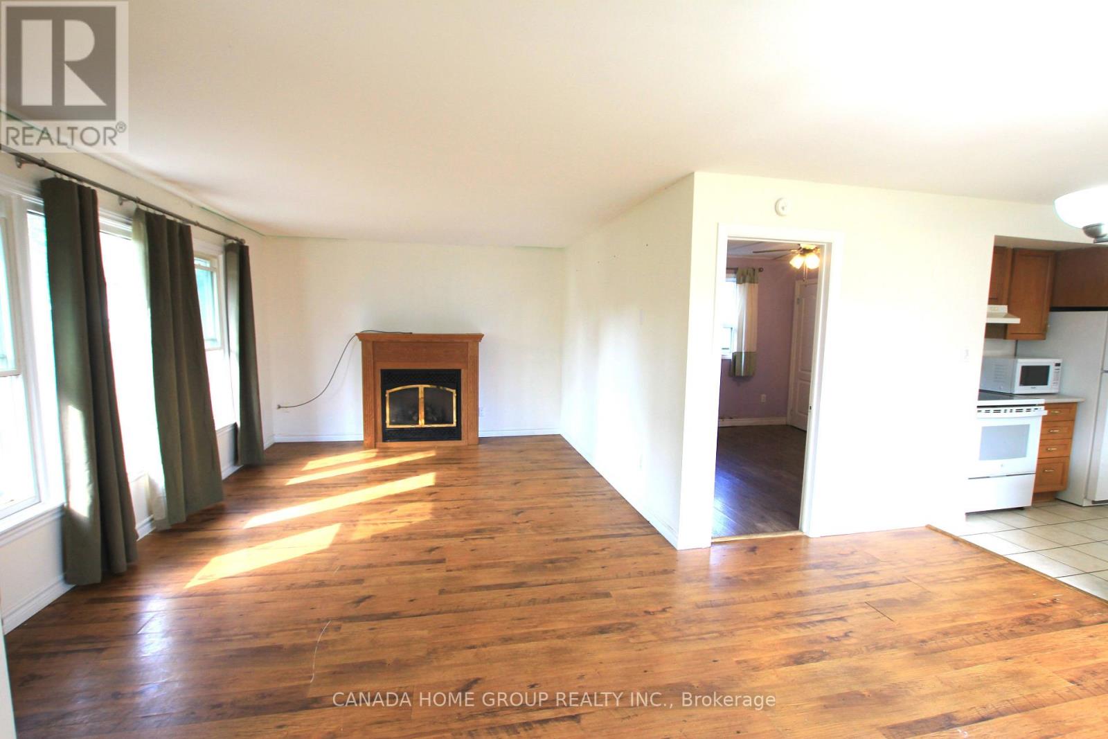 931 Goldie Street, Innisfil, Ontario L0L 1C0 - Photo 12 - N13723608