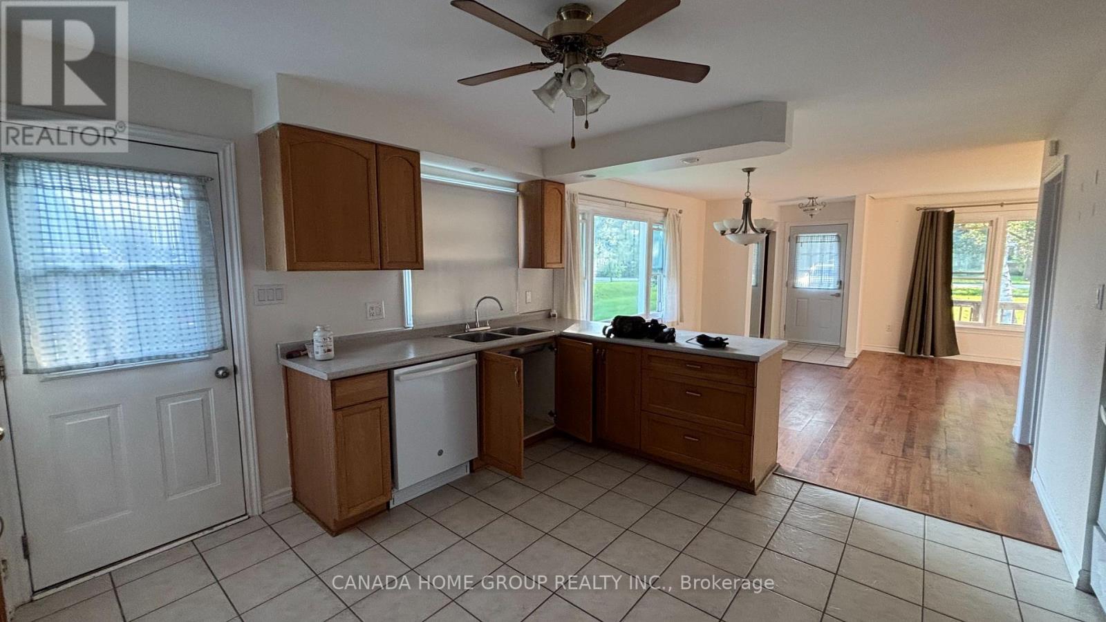 931 Goldie Street, Innisfil, Ontario L0L 1C0 - Photo 24 - N13723608