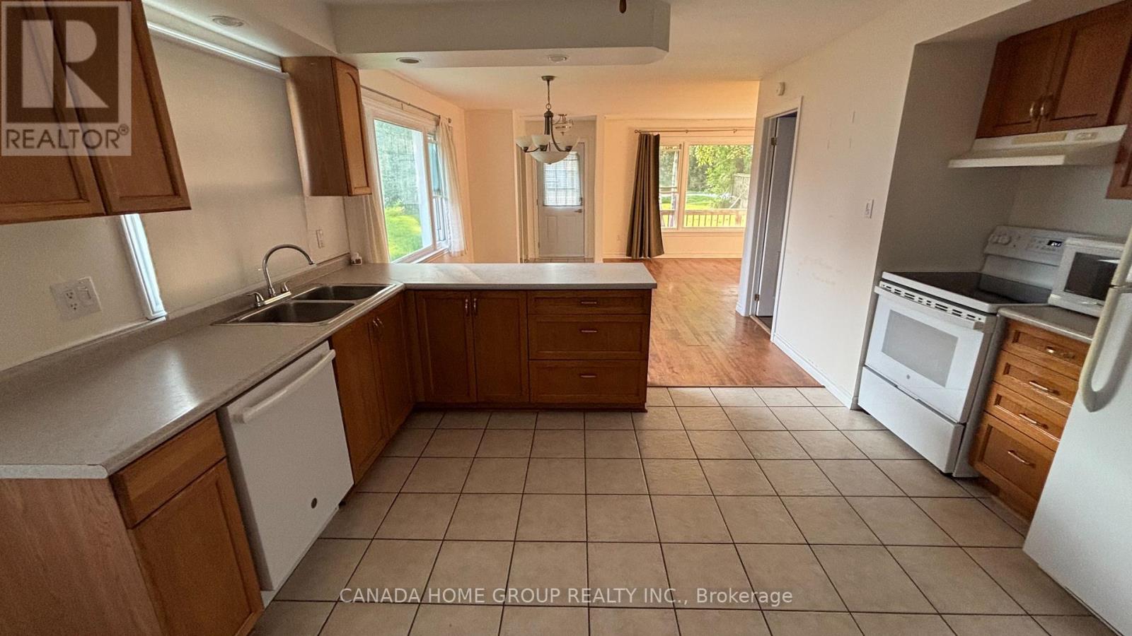 931 Goldie Street, Innisfil, Ontario L0L 1C0 - Photo 30 - N13723608