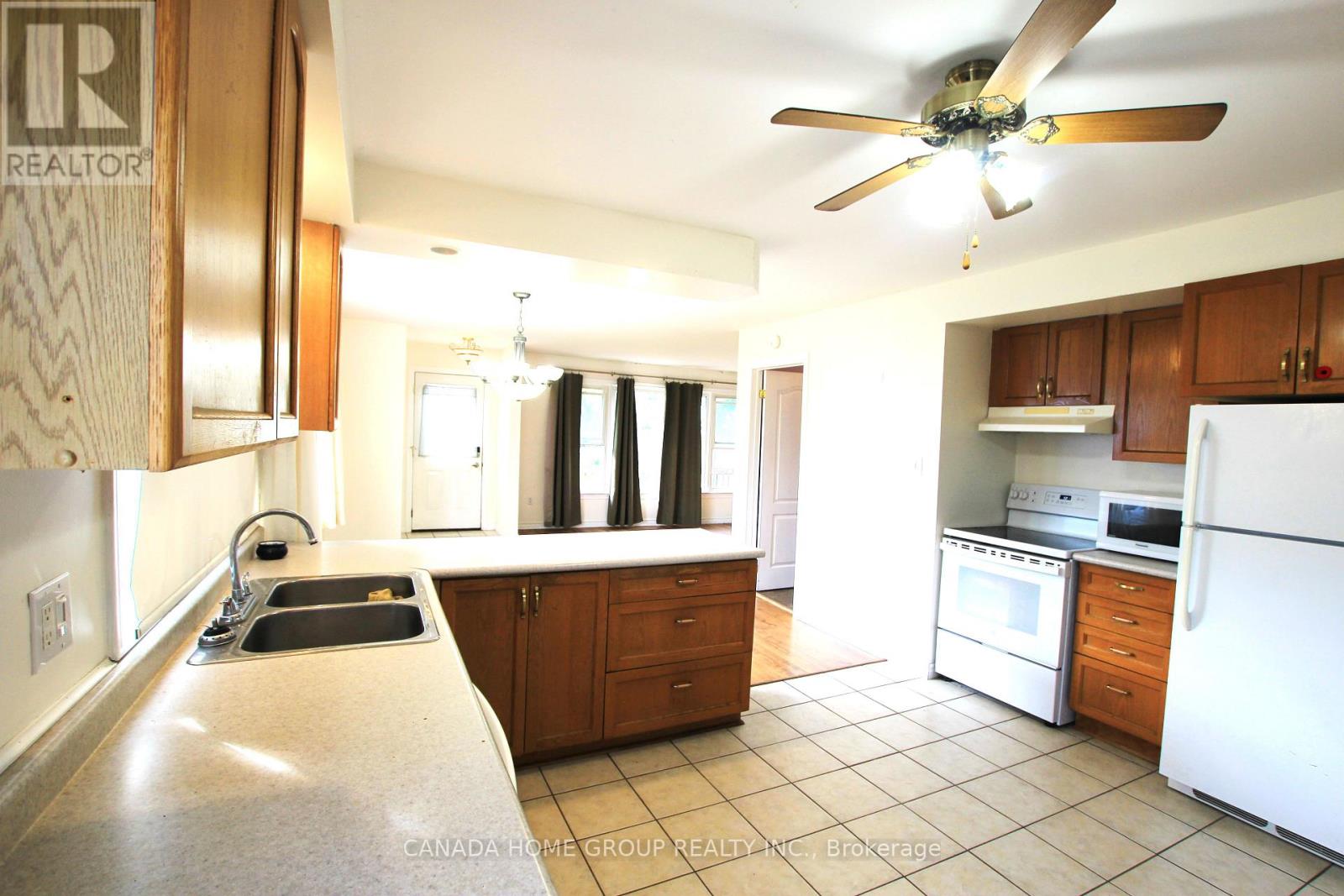 931 Goldie Street, Innisfil, Ontario L0L 1C0 - Photo 7 - N13723608