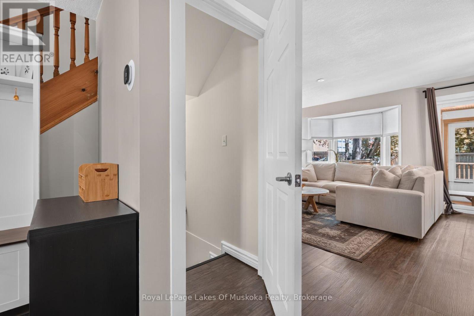 570 John Street S, Gravenhurst, Ontario  P1P 1J9 - Photo 30 - X13723356