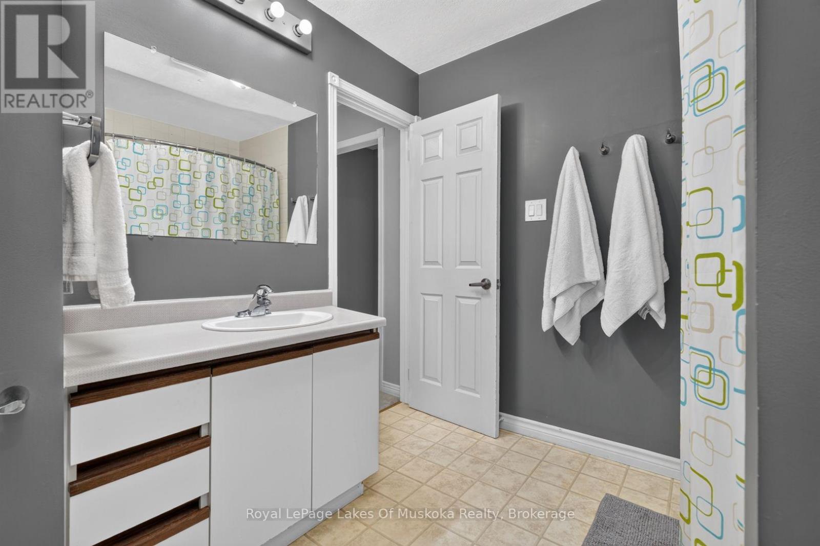 570 John Street S, Gravenhurst, Ontario  P1P 1J9 - Photo 25 - X13723356