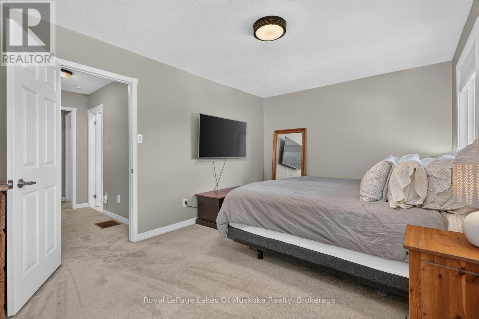 570 John Street S, Gravenhurst, Ontario  P1P 1J9 - Photo 23 - X13723356