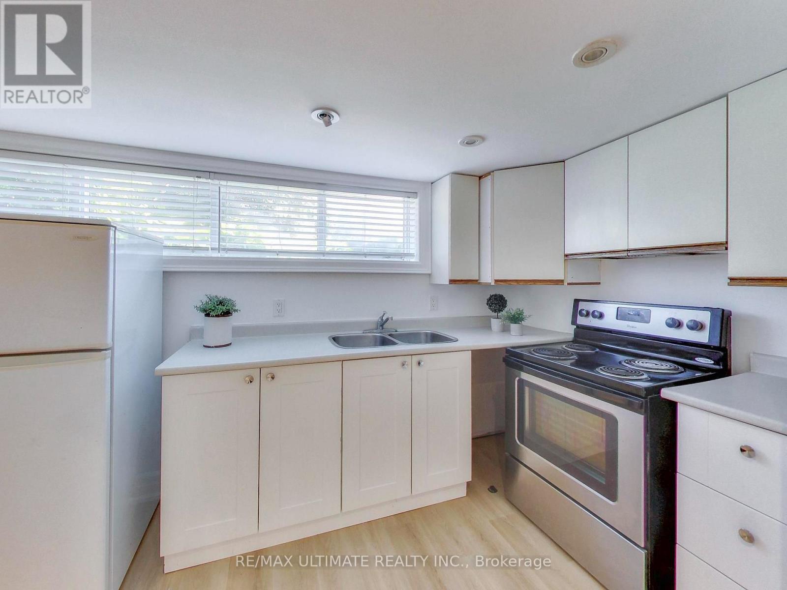 3626 Anniversary Road, Mississauga, Ontario  L5C 2G1 - Photo 25 - W13723470