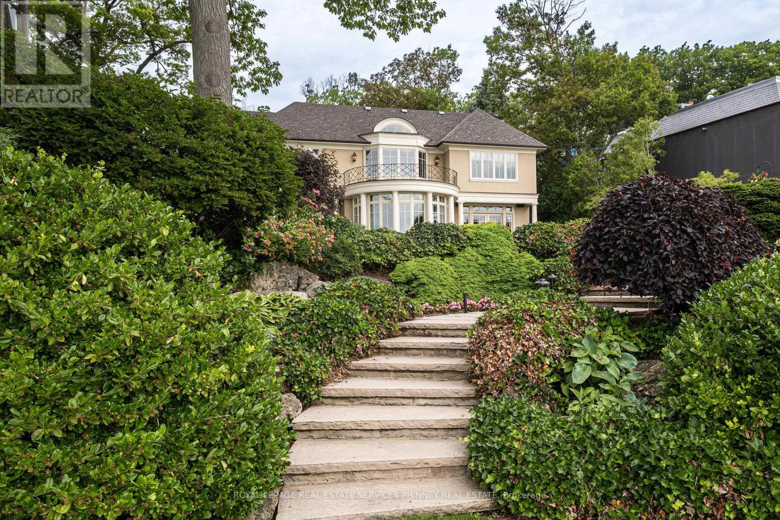 6 Ennisclare Drive W, Oakville, Ontario  L6J 4N2 - Photo 43 - W13723478