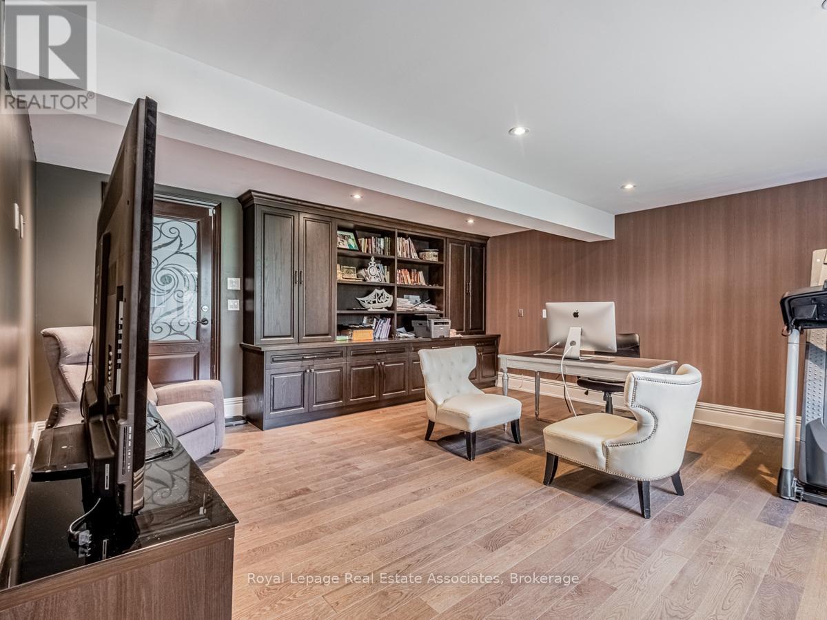96 Elmcrest Road, Toronto, Ontario  M9C 3R9 - Photo 14 - W13723584