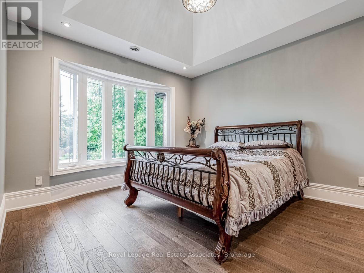 96 Elmcrest Road, Toronto, Ontario  M9C 3R9 - Photo 25 - W13723584
