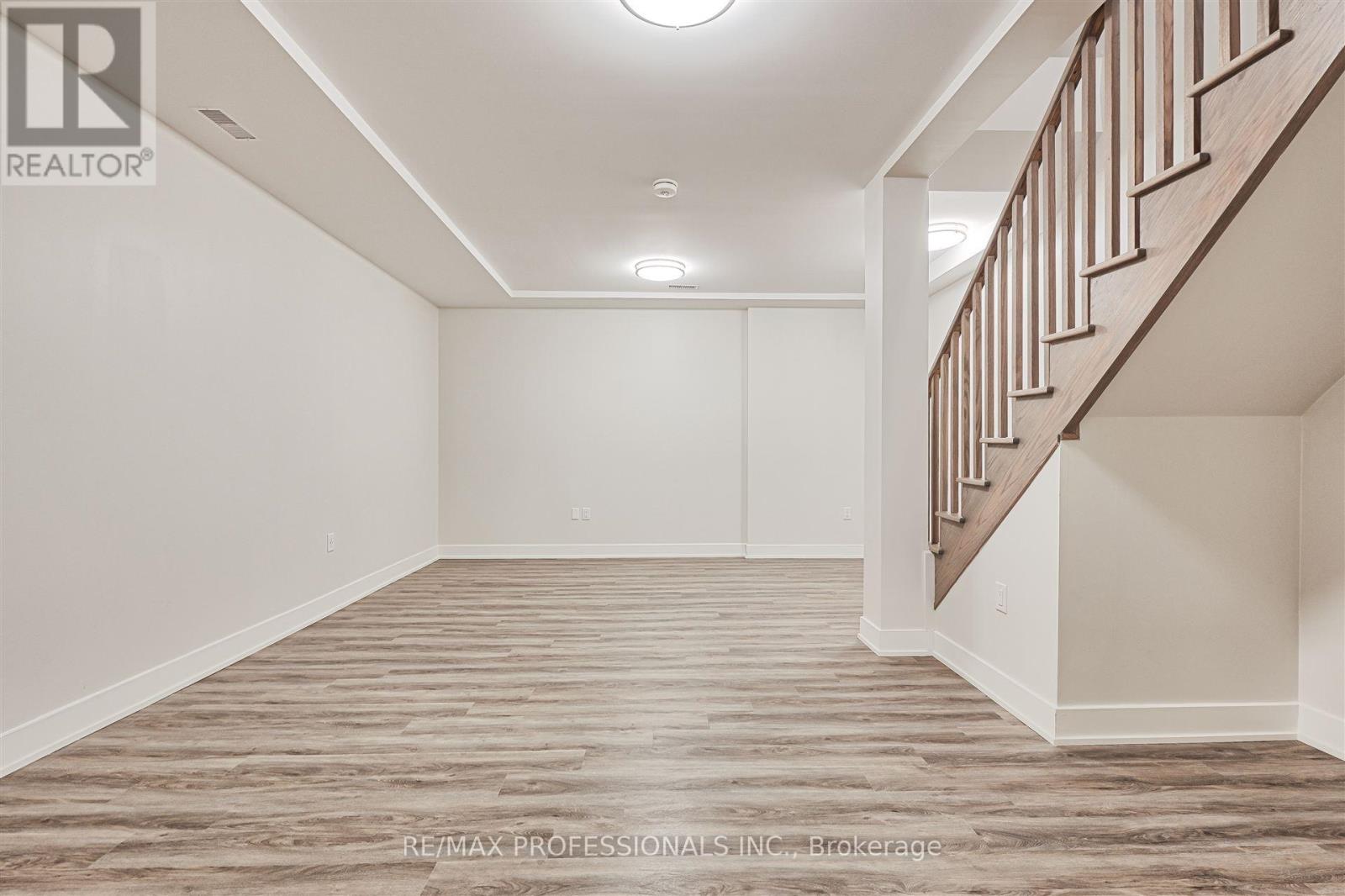 113 - 62 DIXFIELD DRIVE